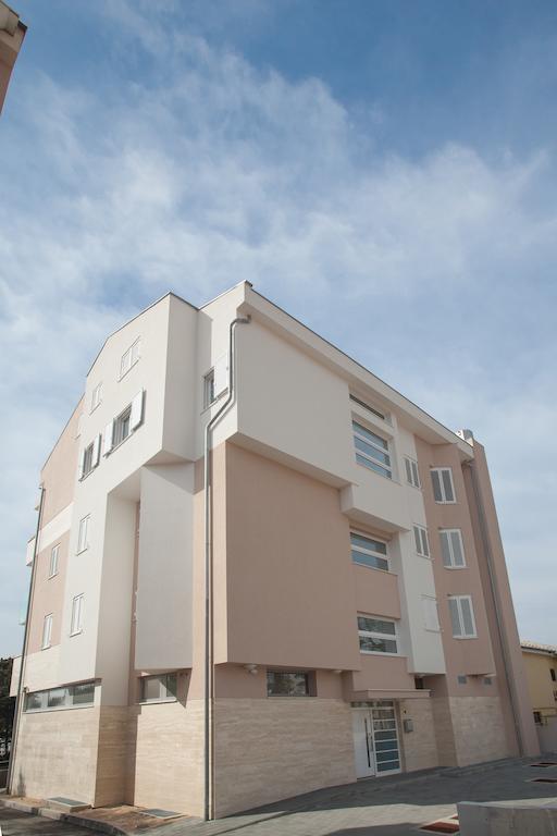 Apartments Lofiel Novalja Exterior photo