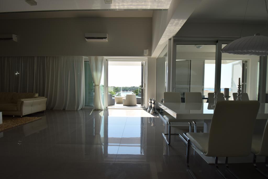 Apartments Lofiel Novalja Exterior photo
